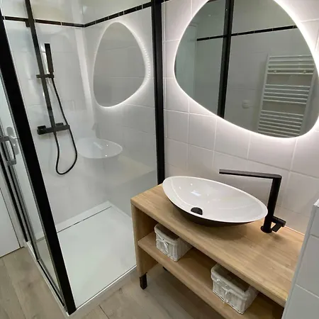 Bel Appartement, 1ere Ligne De Mer, Vue Toutes Pieces * Сен-Жан-де-Люз